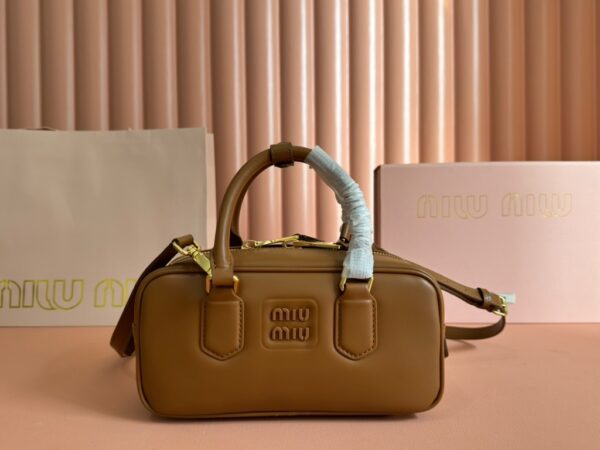 "Complete packaging included"] MIU MIU Caramel bowling ball effect on the upper body! Miu Miu Ladies Arcadia