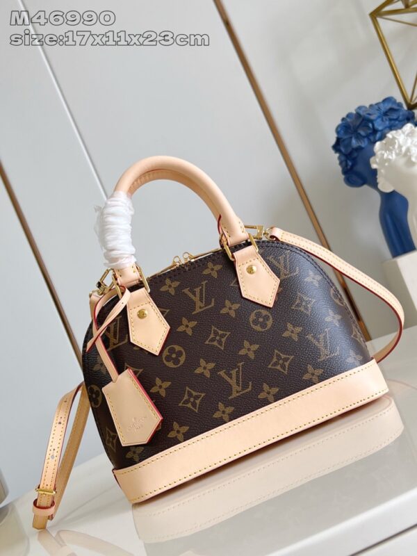 【Exclusive Live Shot: M46990 Vintage Style】This model of Alma BB handbag has its origin story