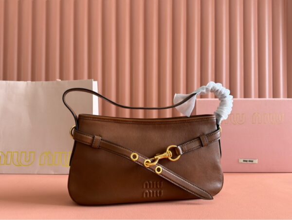 "Comes with full original packaging" 【New Product】New best-selling underarm vintage bag, made of new soft sheepskin, with high-quality leather texture